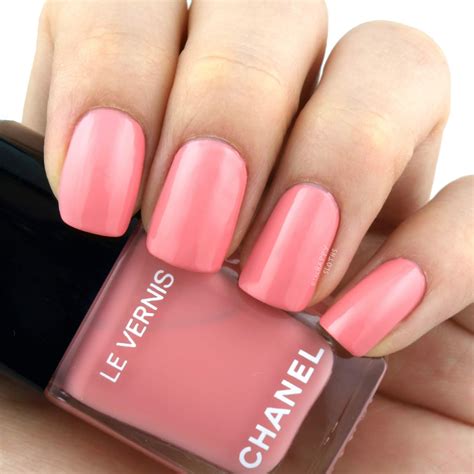 chanel polish summer 2018|Cruise Collection 2018 .